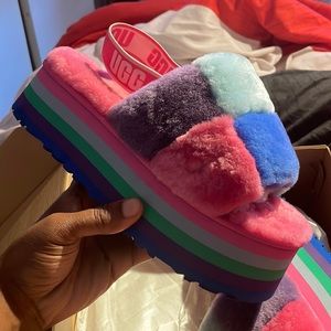 Disco checker Ugg slides